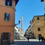 Casa Belle - Vista Giardini Museo Guinigi Lucques